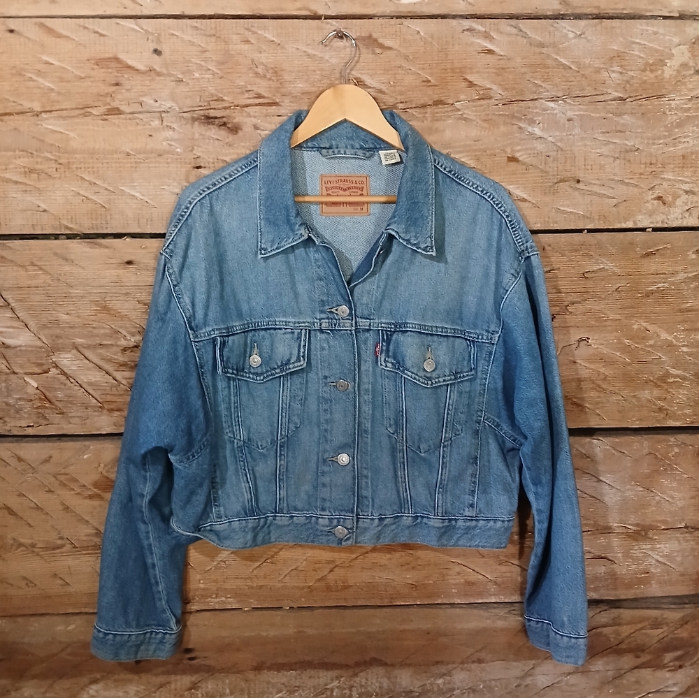 Levi's Cropped Oversized Trucker Jean Jacket M